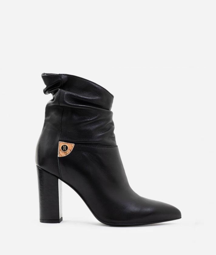 Ankle boots in nappa with curled legs Black