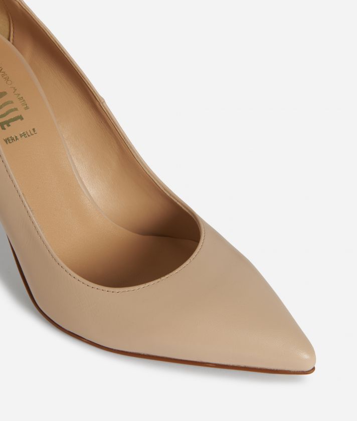 Pumps in smooth soft leather with Geo Classic smooth leather heel Nude