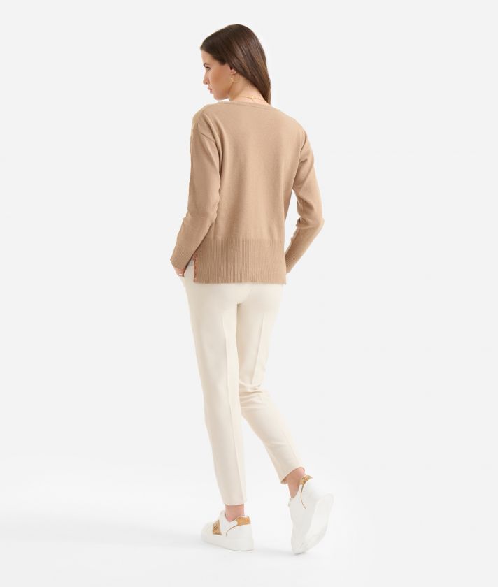 Crew-neck sweater with slits in cashmere blend yarn Camel