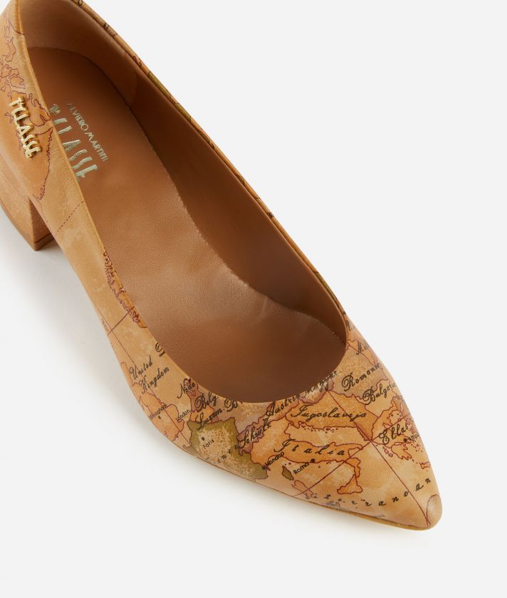 Smooth napa leather court shoes with Geo Classic print