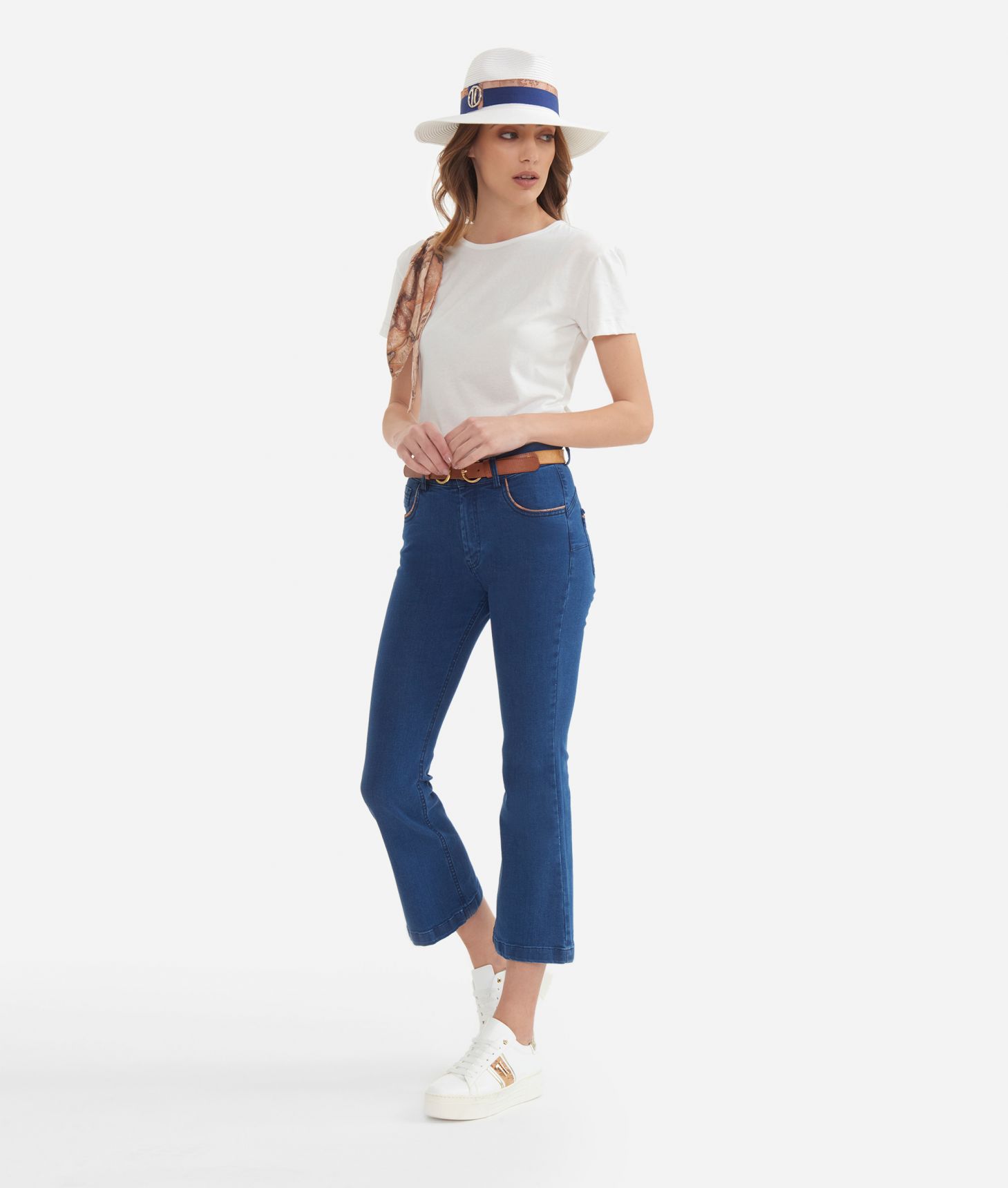 Five-pockets trumpet jeans in stretch denim Medium Blue,front