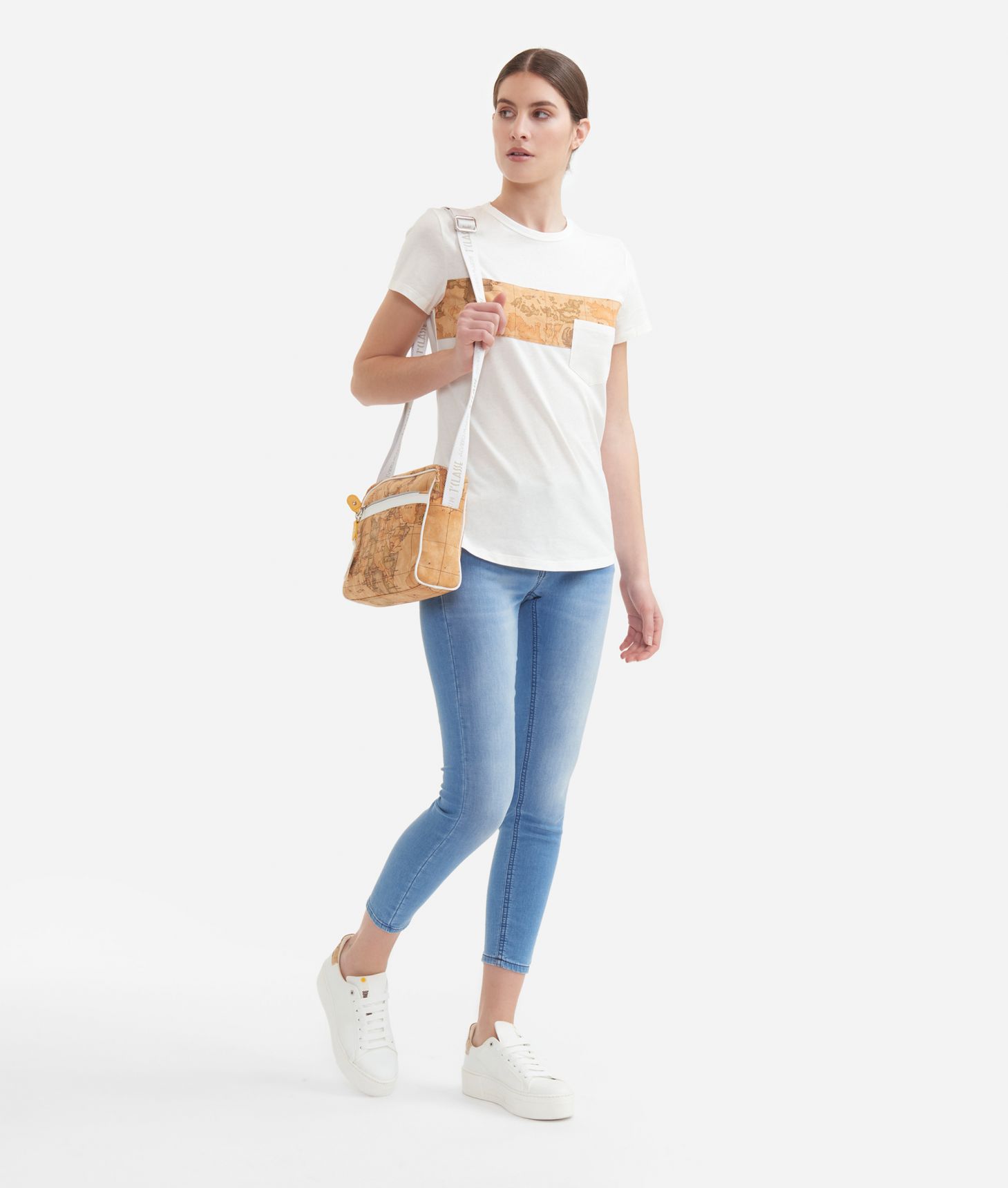 T-shirt with pockets in cotton jersey Chalk,front