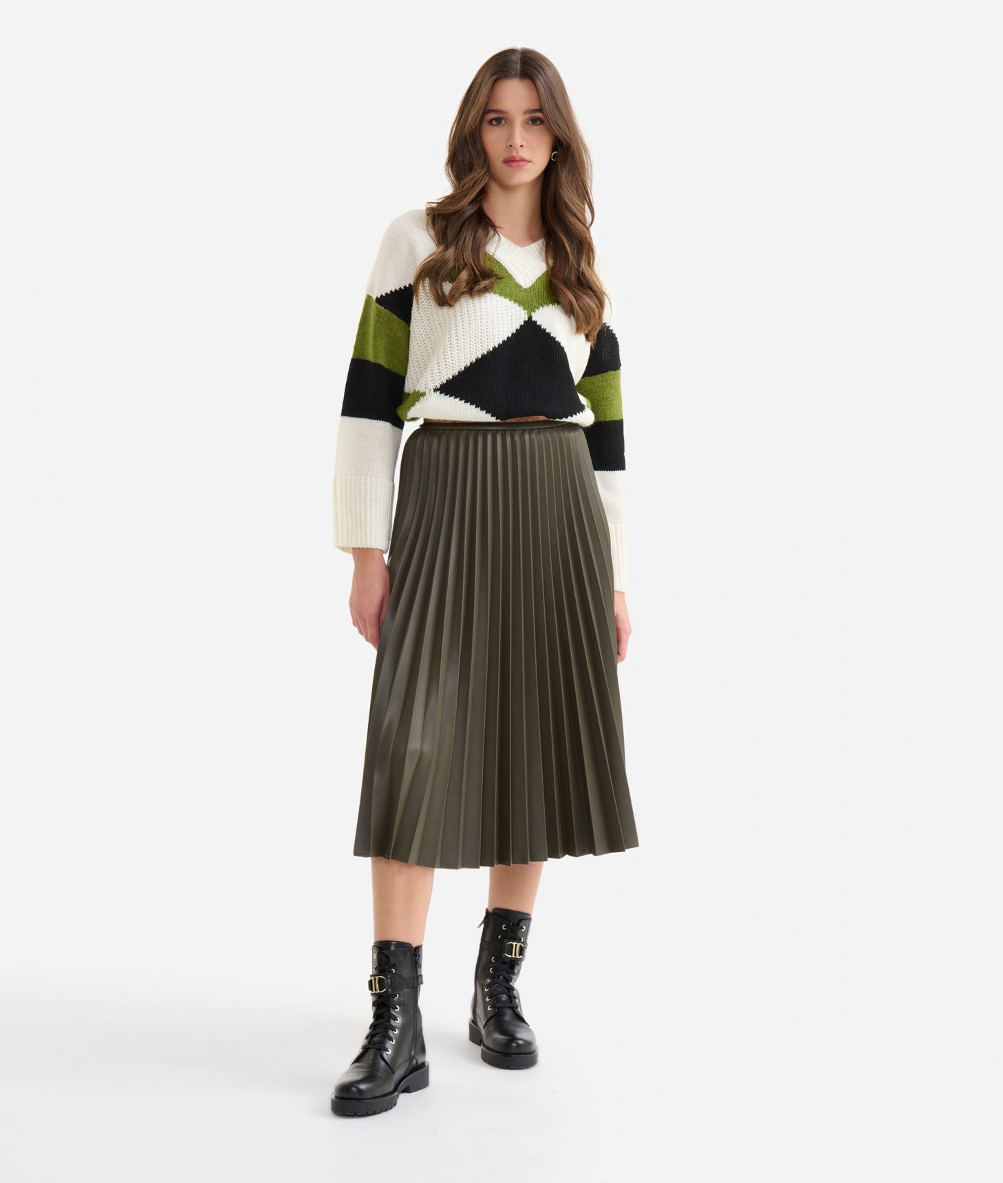 Faux napa leather pleated skirt Green,front