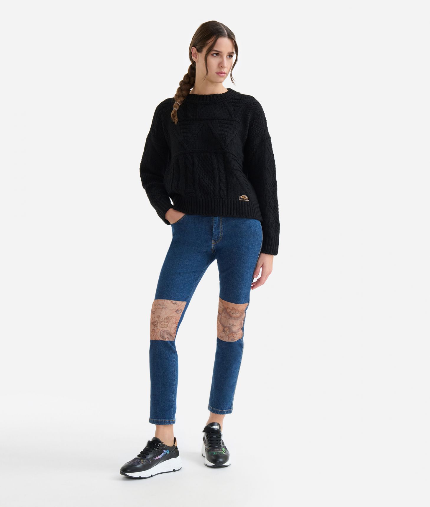 Mixed stitch crew-neck sweater in virgin wool yarn Black,front