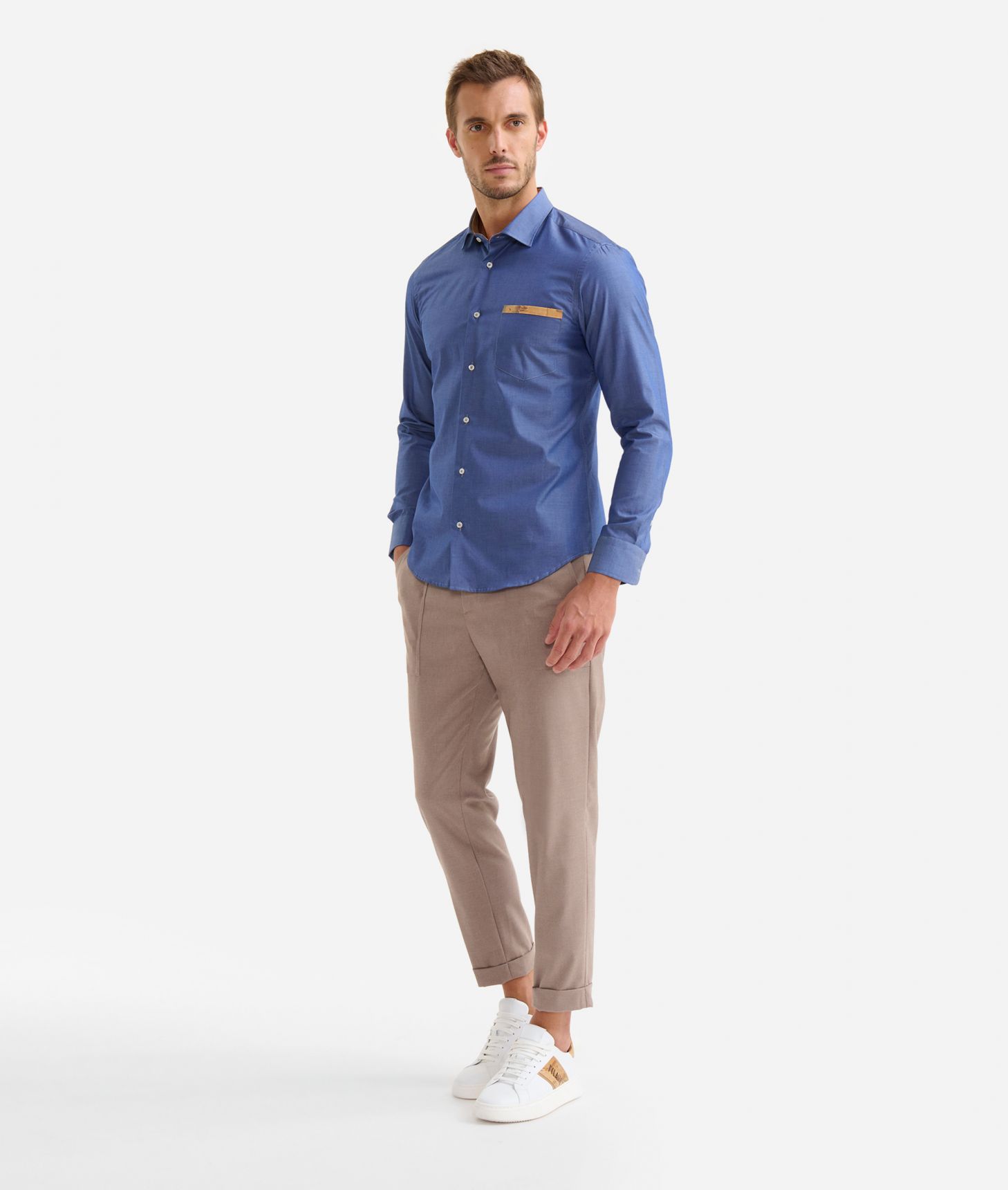 Camicia slim fit in cotone con dettaglio tasca Blu Lapis,front