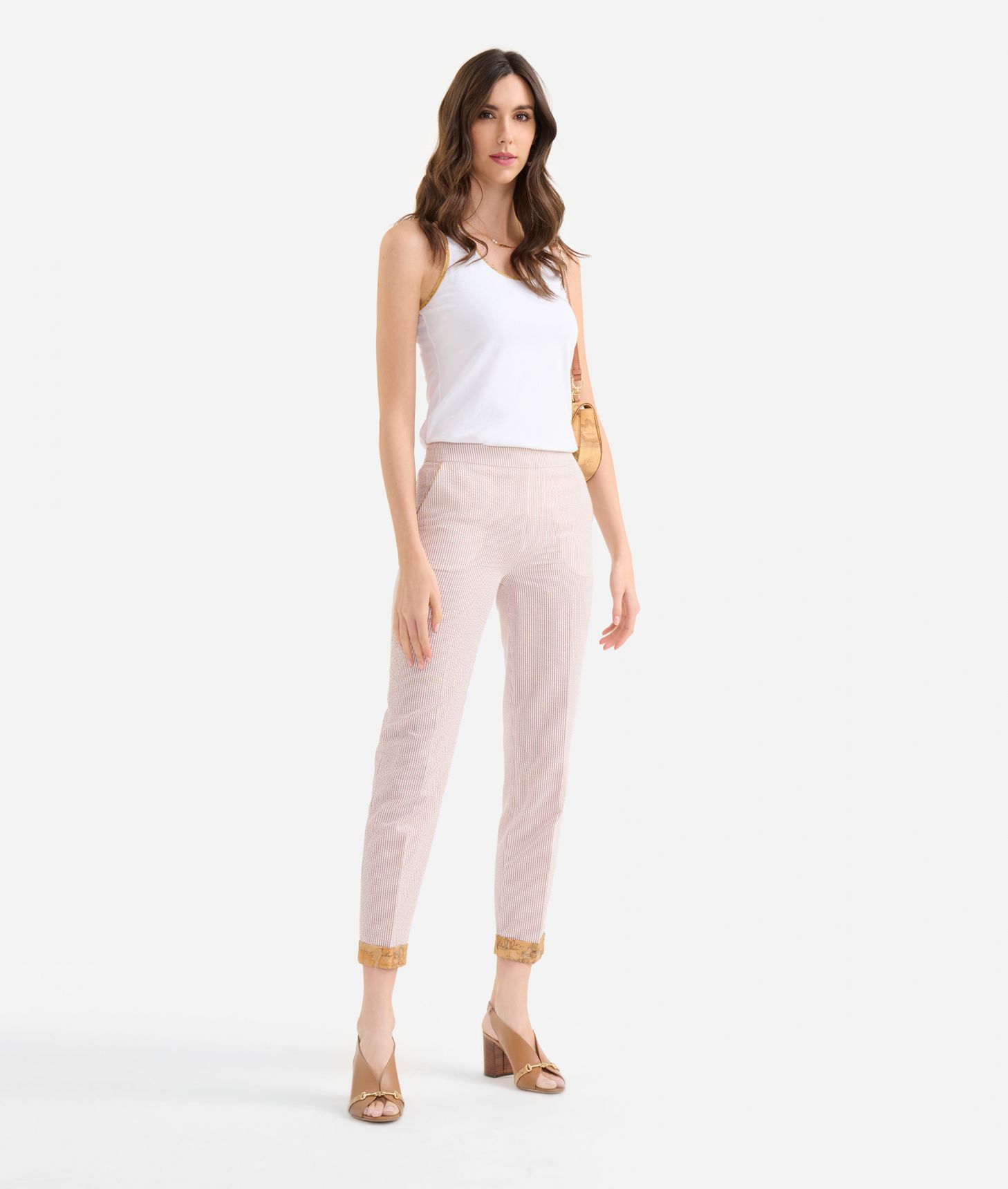 Seersucker trousers with cuffs Sand,front