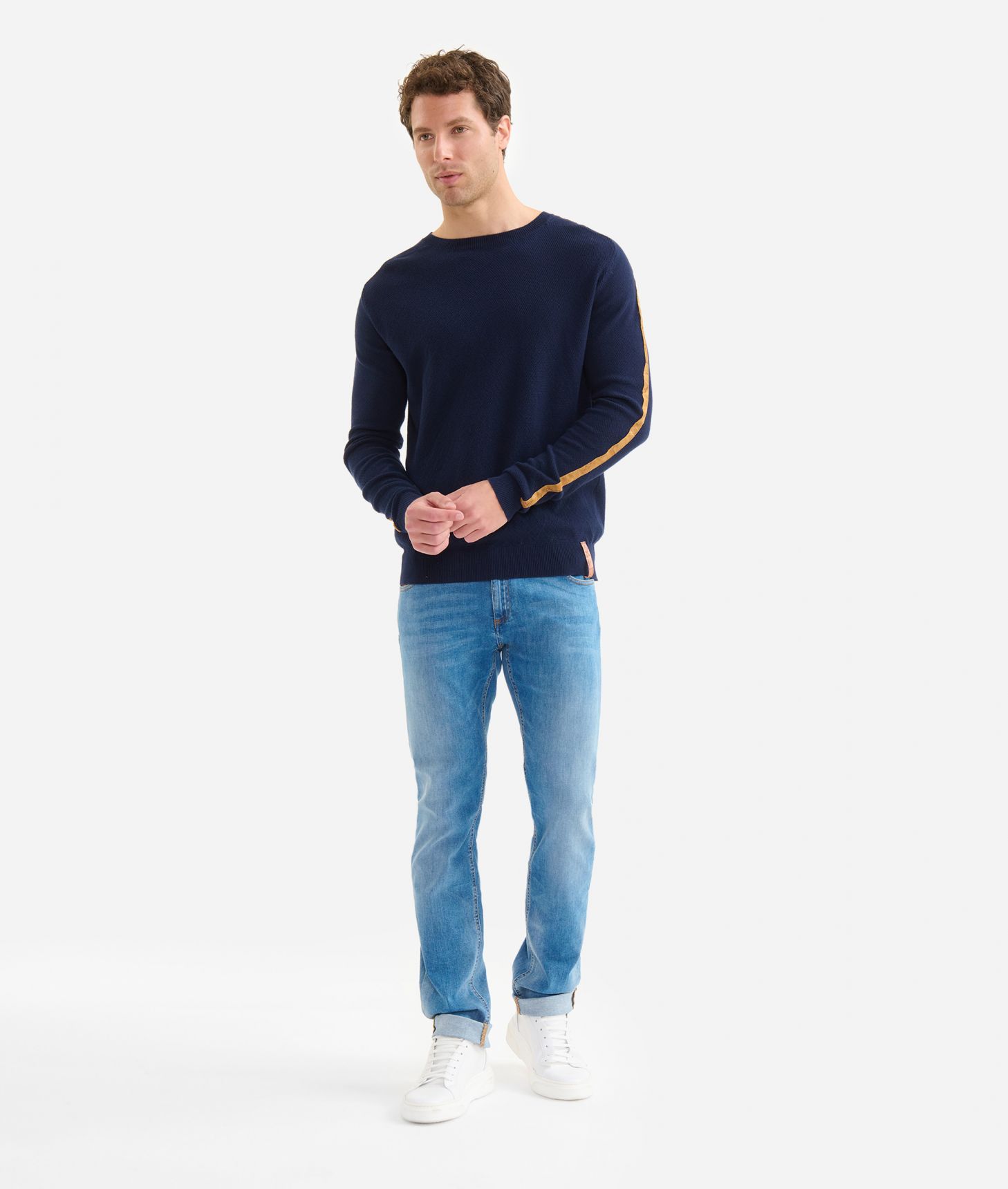 Cotton yarn crewneck sweater Navy Blue,front