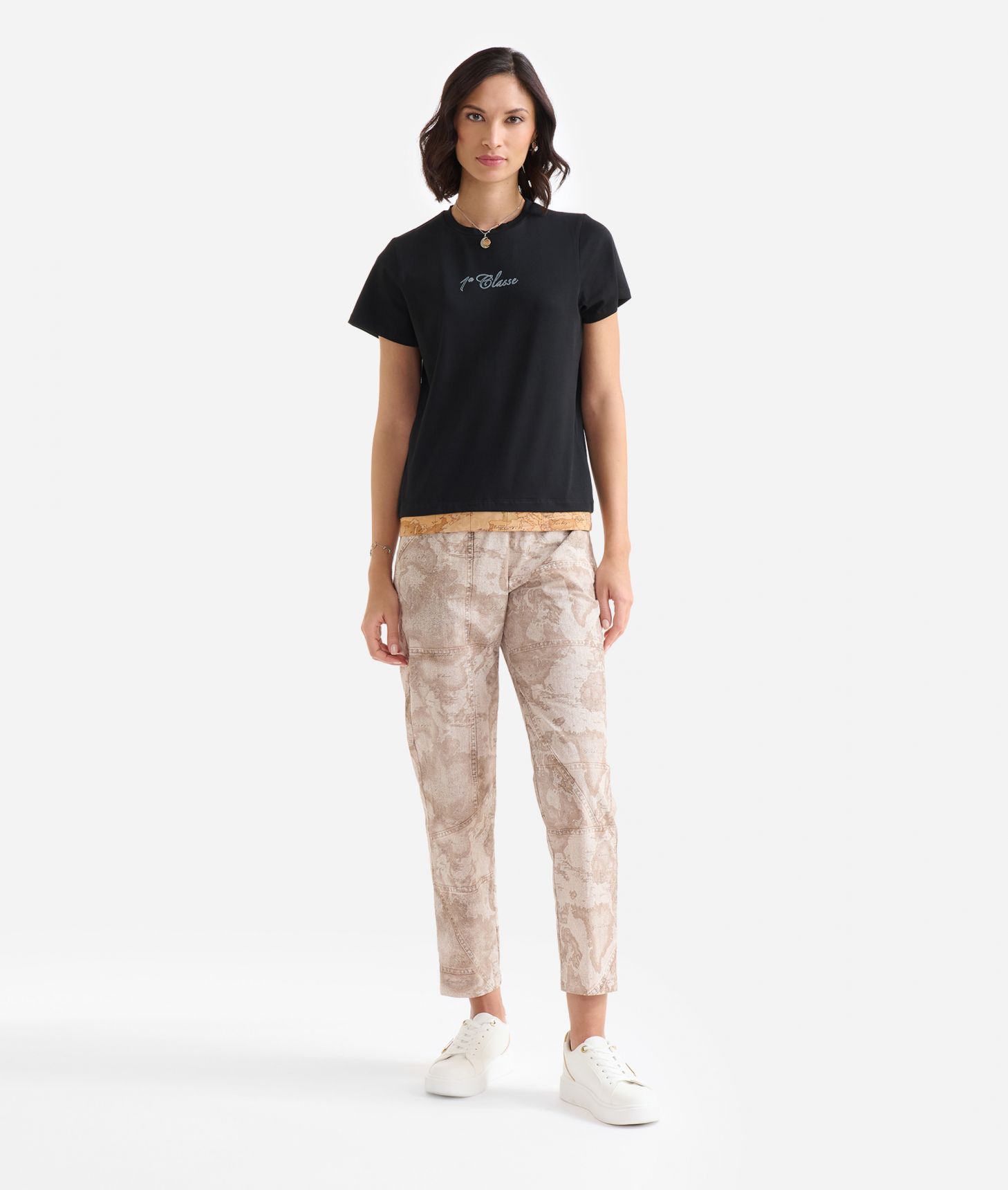 T-shirt in jersey di cotone stretch con logo Nera,front