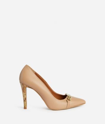 Smooth nappa leather pumps with clamp front Nude