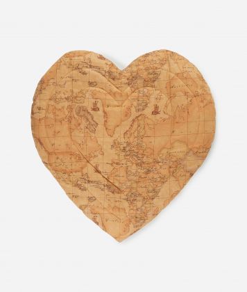 Heart-shaped padded changing pad Geo Classic