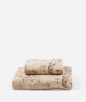 Geo Safari print double towel set